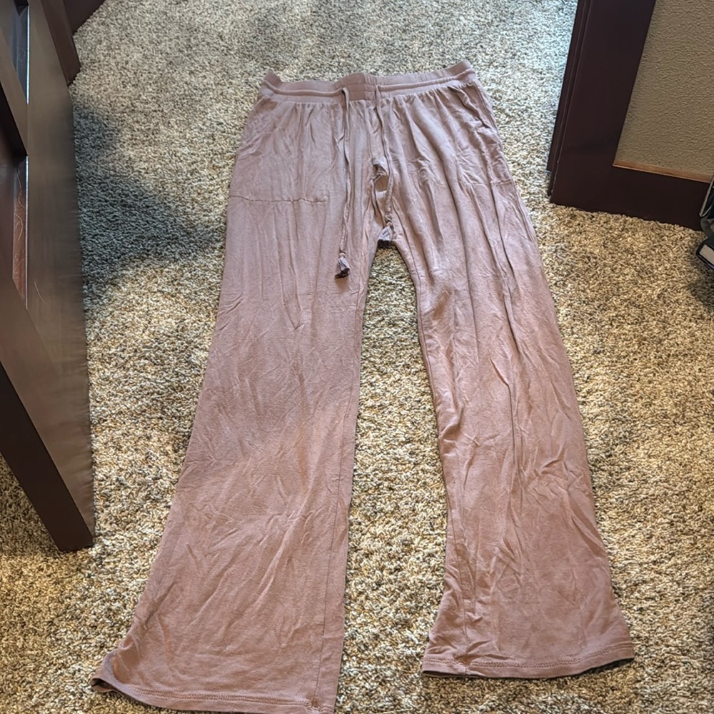 Stars above pajama pants in xs